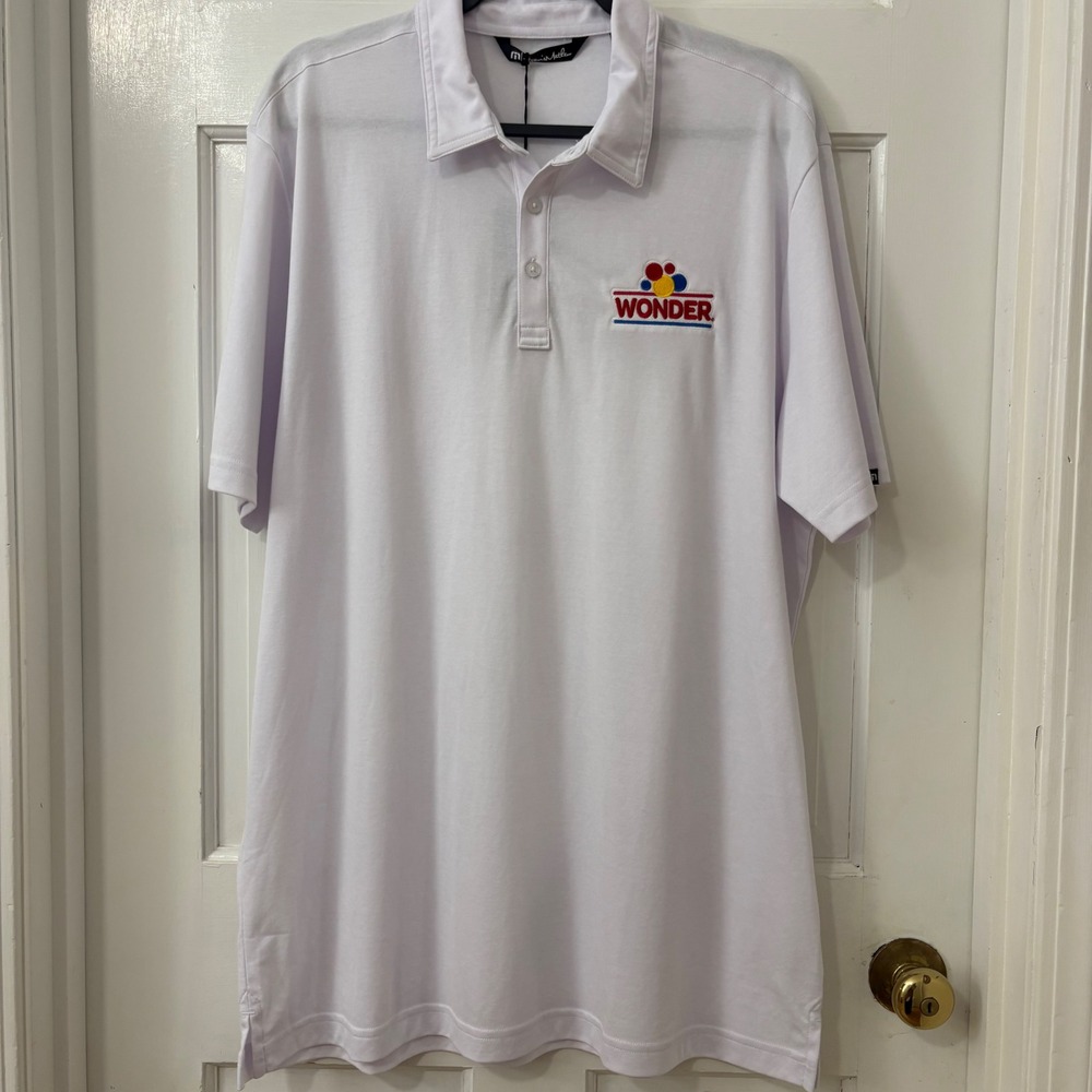 Travis Mathew Polo Shirt Mens XL White Cotton Wonder Bread Logo Golf Sporty New - Picture 2 of 7